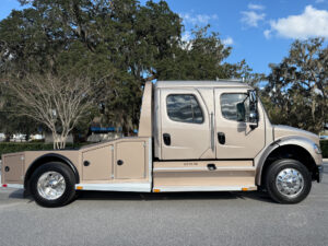 2015 Freightliner M2 106 Utility BodyWerks Conversion-06